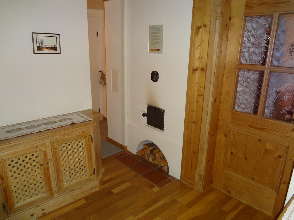 Haus Sonnegg Apartment Fieberbrunn Ruang foto